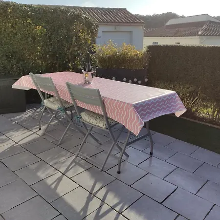 公寓 Charmant Studio Avec Terrasse Et Vue Mer A - Fr-1-550-25 吉伦特河畔梅谢尔